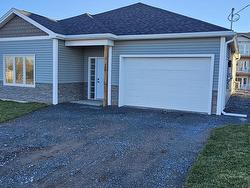 21 Ridge Avenue  Stewiacke, NS B0N 2J0