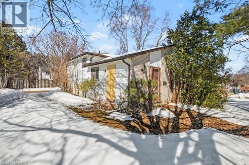 6 HILLSIDE Drive  Kitchener, ON N2E 1R2