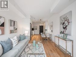 218 - 293 THE KINGSWAY  Toronto, ON M6S 3V4