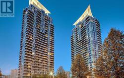 310 - 33 ELM DRIVE  Mississauga, ON L5B 4M2
