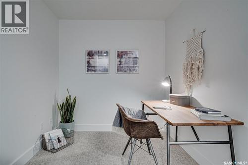 73 Rosewood Boulevard E, Saskatoon, SK - Indoor Photo Showing Office