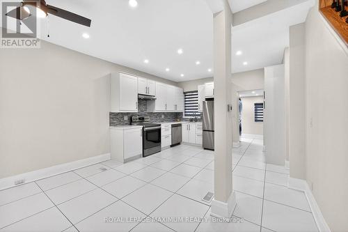 31 Campbell Avenue, Hamilton, ON - Indoor Photo Showing Kitchen