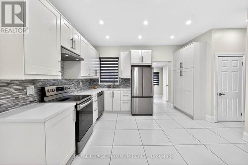 31 Campbell Avenue, Hamilton, ON - Indoor Photo Showing Kitchen With Stainless Steel Kitchen