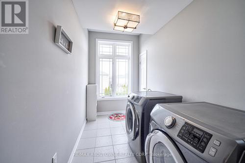 195 Greti Drive, Hamilton, ON - Indoor Photo Showing Laundry Room
