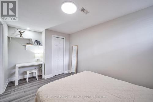 195 Greti Drive, Hamilton, ON - Indoor Photo Showing Bedroom