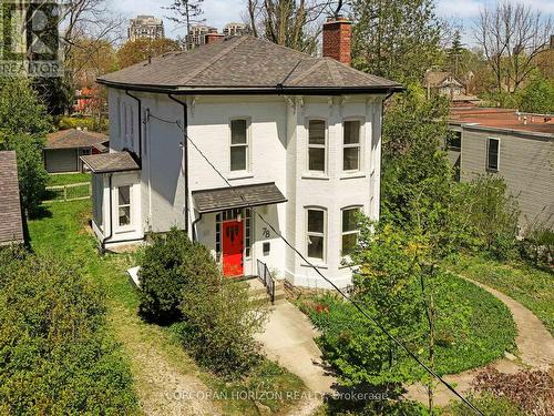 78 William Street W, Waterloo, ON - Outdoor