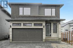 625 MIIKANA ROAD Ottawa, ON K1X 0G5