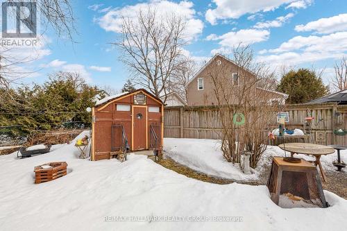 229 Gore Street E, Perth, ON - Outdoor