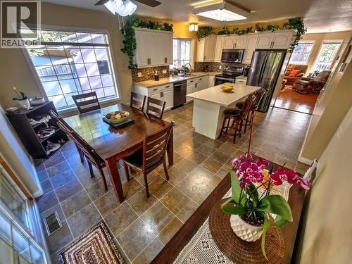 1910 Leaning Tree Road, Creston, BC - Indoor Photo Showing Dining Room