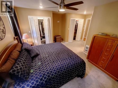 1910 Leaning Tree Road, Creston, BC - Indoor Photo Showing Bedroom