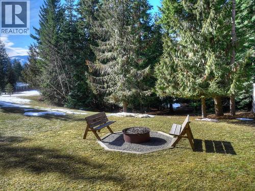1910 Leaning Tree Road, Creston, BC - Outdoor