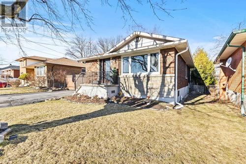96 TERRACE DRIVE  Hamilton (Balfour), ON L9A 2Y6