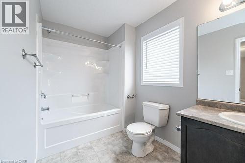 4pc ensuite - 39 Brookfield Crescent, Kitchener, ON - Indoor Photo Showing Bathroom