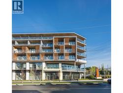 156 422 E 3RD STREET  North Vancouver, BC V7L 0K1