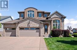 8535 FORESTVIEW BOULEVARD  Niagara Falls, ON L2H 0B2