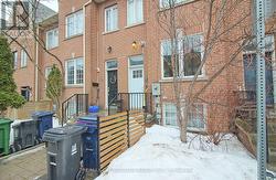20 BRICK COURT  Toronto, ON M4L 3X7