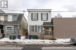908 EASTERN AVENUE  Toronto, ON M4L 1A4