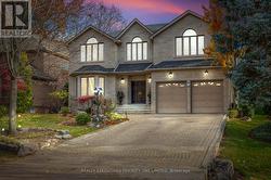 7 FINCHLEY ROAD  Toronto, ON M9A 2X4