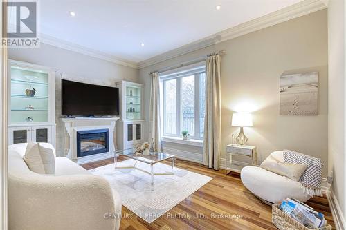 1649 Wedmore Way, Mississauga, ON - Indoor Photo Showing Living Room With Fireplace