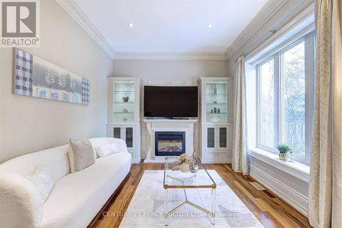 1649 Wedmore Way, Mississauga, ON - Indoor Photo Showing Living Room With Fireplace