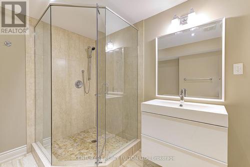 1649 Wedmore Way, Mississauga, ON - Indoor Photo Showing Bathroom
