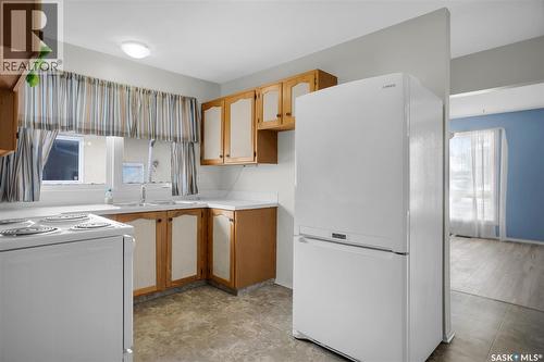 3006 33Rd Street W, Saskatoon, SK - Indoor Photo Showing Laundry Room