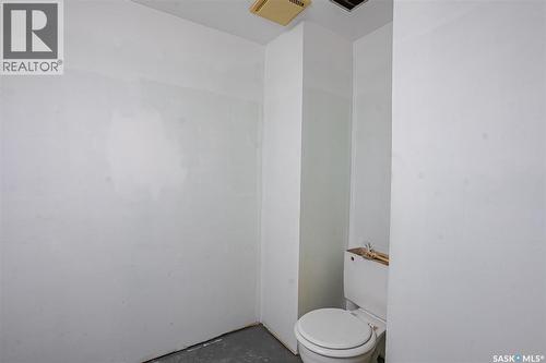 3006 33Rd Street W, Saskatoon, SK - Indoor Photo Showing Bathroom