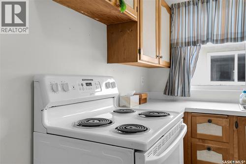 3006 33Rd Street W, Saskatoon, SK - Indoor Photo Showing Kitchen