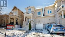 18 BRISTLEWOOD CRESCENT E  Vaughan, ON L4J 0H4