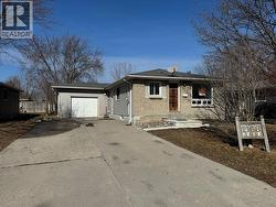 1168 OVERLEA CRESCENT Unit# MAIN FLOOR  Sarnia, ON N7S 4E7