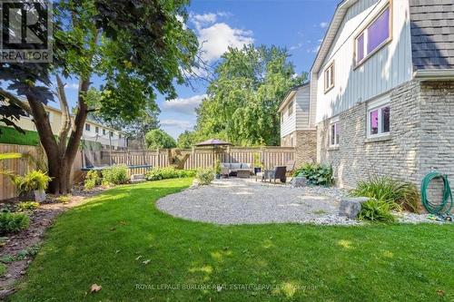 5042 Brady Avenue, Burlington, ON - Outdoor