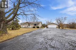 575 MIDDLE Sideroad Amherstburg, ON N9V 3R3