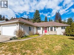 1931 Meadowlark Drive Fruitvale, BC V0G 1L0