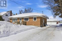356 Doncaster RD  Sault Ste. Marie, ON P6C 2V2