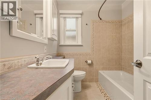 51 Westwood Avenue, Hamilton, ON - Indoor Photo Showing Bathroom