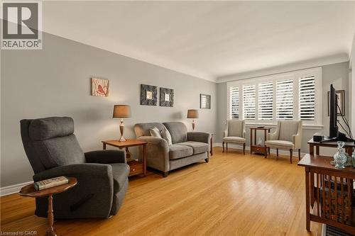 51 Westwood Avenue, Hamilton, ON - Indoor Photo Showing Living Room