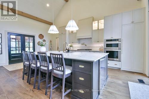 1803 Old Second Road N, Springwater, ON - Indoor