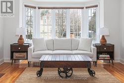 3 GLENROY AVENUE  Toronto, ON M8Y 2L9