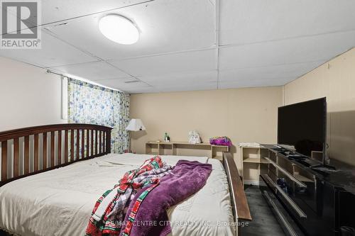 75 Glass Avenue, London East (East N), ON - Indoor Photo Showing Bedroom