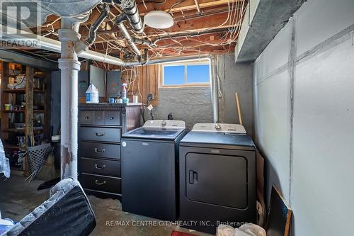 75 Glass Avenue, London East (East N), ON - Indoor Photo Showing Laundry Room