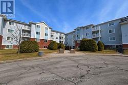 212 - 266 LORRY GREENBERG DRIVE Ottawa, ON K1T 3J9