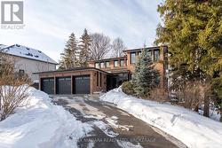 18 MOUNTBATTEN ROAD  Toronto (Humber Heights), ON M9P 1Z2