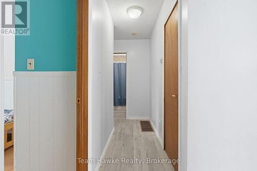 77 Tall Pines Drive, Tiny, ON - Indoor Photo Showing Other Room