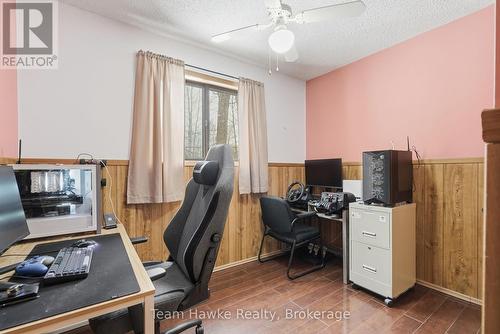 77 Tall Pines Drive, Tiny, ON - Indoor Photo Showing Office