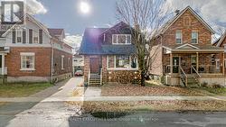 537 COPELAND STREET North Bay (Central), ON P1B 3C7