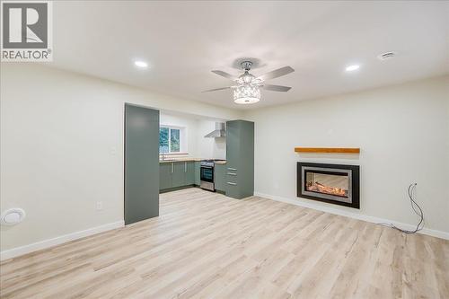 1408 Meadowbrook Drive, Castlegar, BC - Indoor With Fireplace