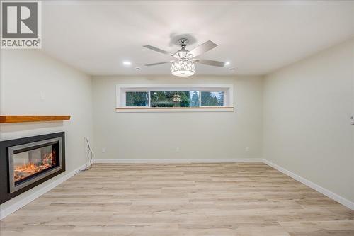 1408 Meadowbrook Drive, Castlegar, BC - Indoor With Fireplace