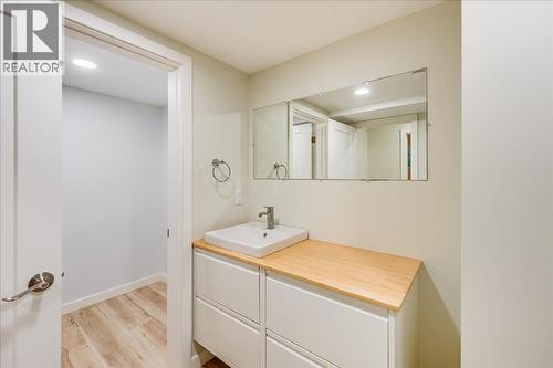 1408 Meadowbrook Drive, Castlegar, BC - Indoor