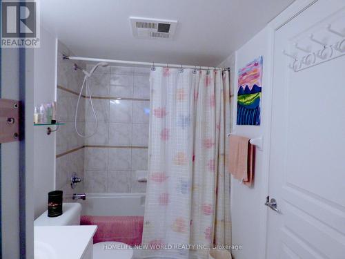 507 - 9015 Leslie Street, Richmond Hill, ON - Indoor Photo Showing Bathroom