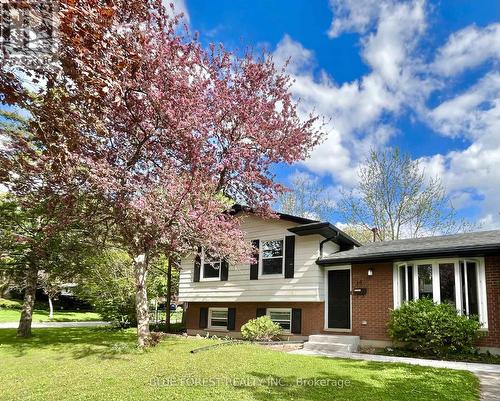 35 ROLLSCOURT GARDENS  London North (North K), ON N6G 1L9